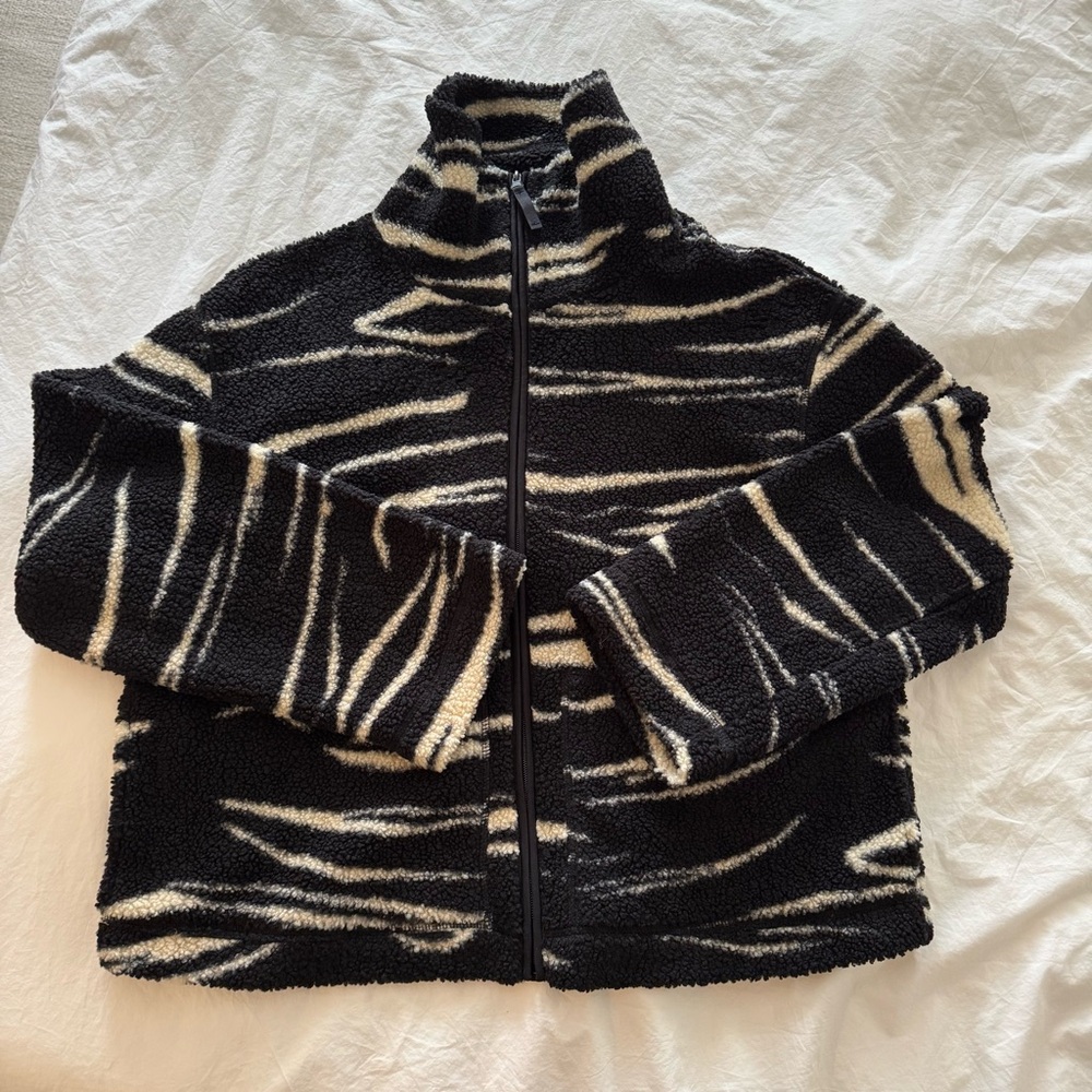 Print Fleece Jacket